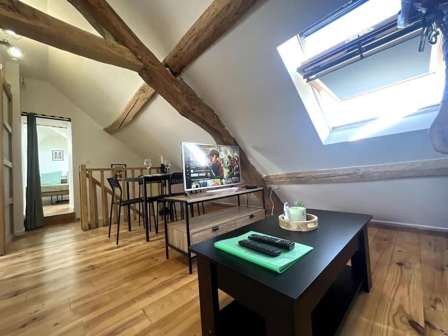 Ferienwohnung Climber'S Loft With Netflix Montcourt-Fromonville Exterior foto